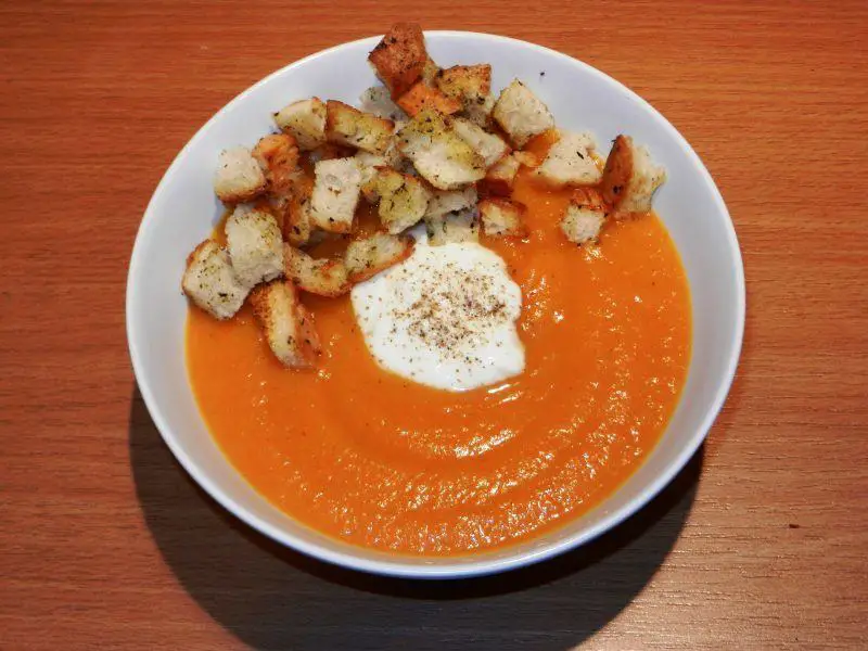 Pumpkin Soup with Yogurt